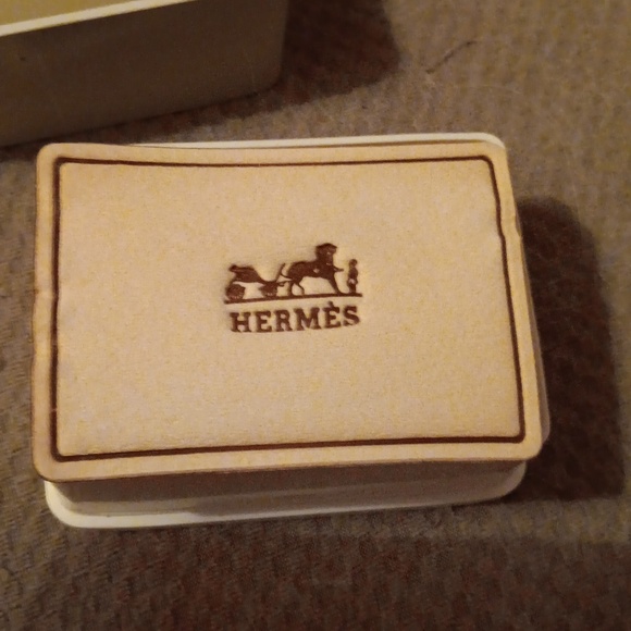 NIB HERMES CALECHE SOAP BAR 3OZ - Picture 4 of 6